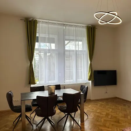 Artliving Apartment-top 3 Self Check-in Graz