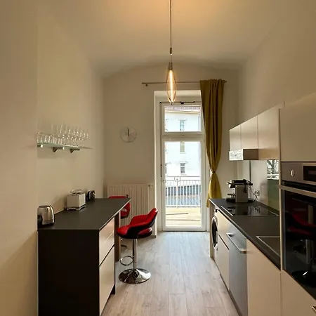 Artliving Apartment-top 3 Self Check-in Graz